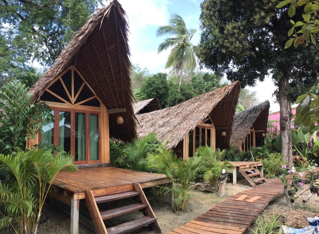 Lodge The Tropical Ko Mook